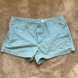 GAP SIZE 8 GREEN SHORTS 💚🩳